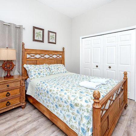Palm Harbor Paradise - Lovely Home With Pool & Hot Tub מראה חיצוני תמונה