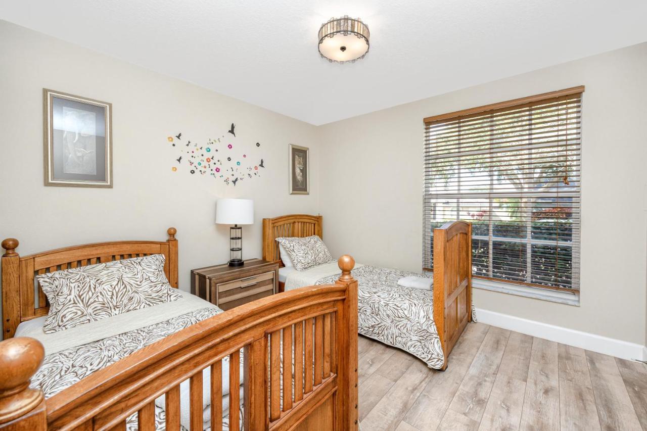 Palm Harbor Paradise - Lovely Home With Pool & Hot Tub מראה חיצוני תמונה