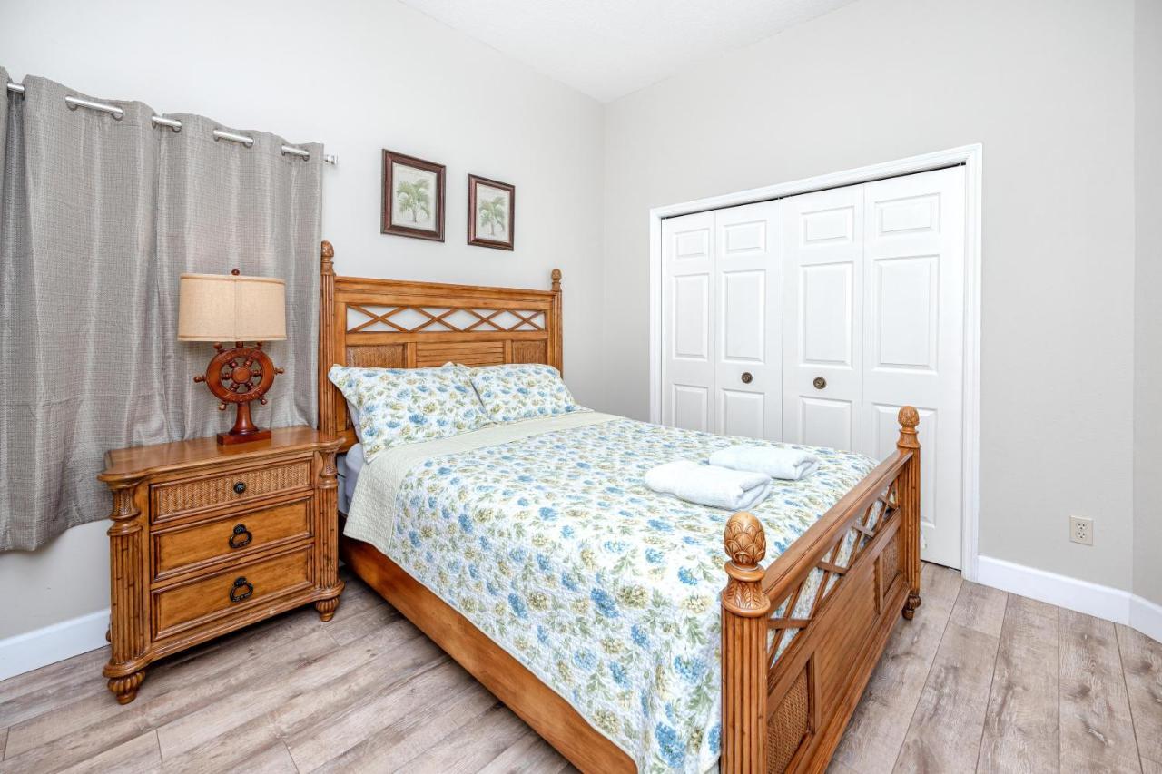 Palm Harbor Paradise - Lovely Home With Pool & Hot Tub מראה חיצוני תמונה